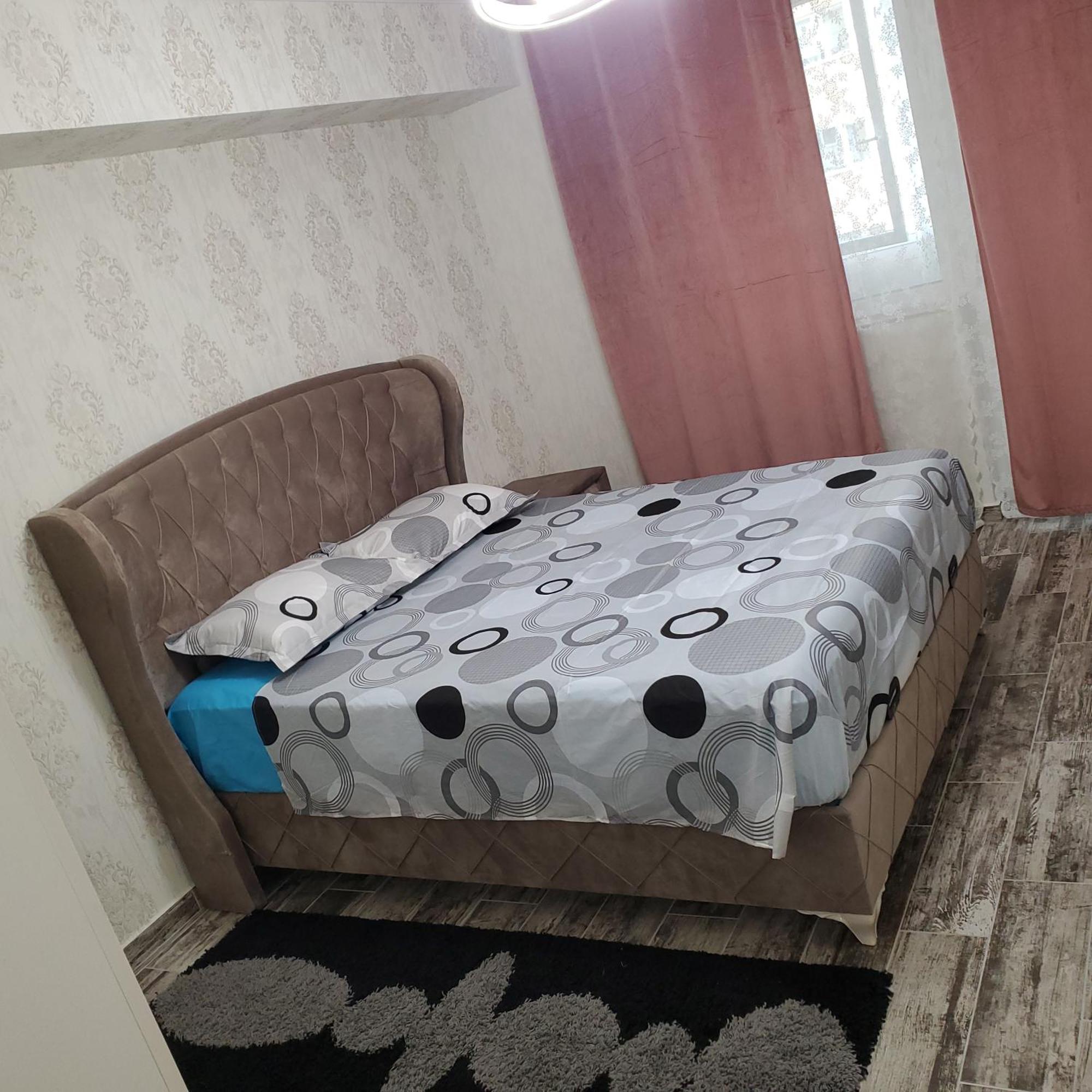 Luxury Apartament Bacovia บาเคา ภายนอก รูปภาพ